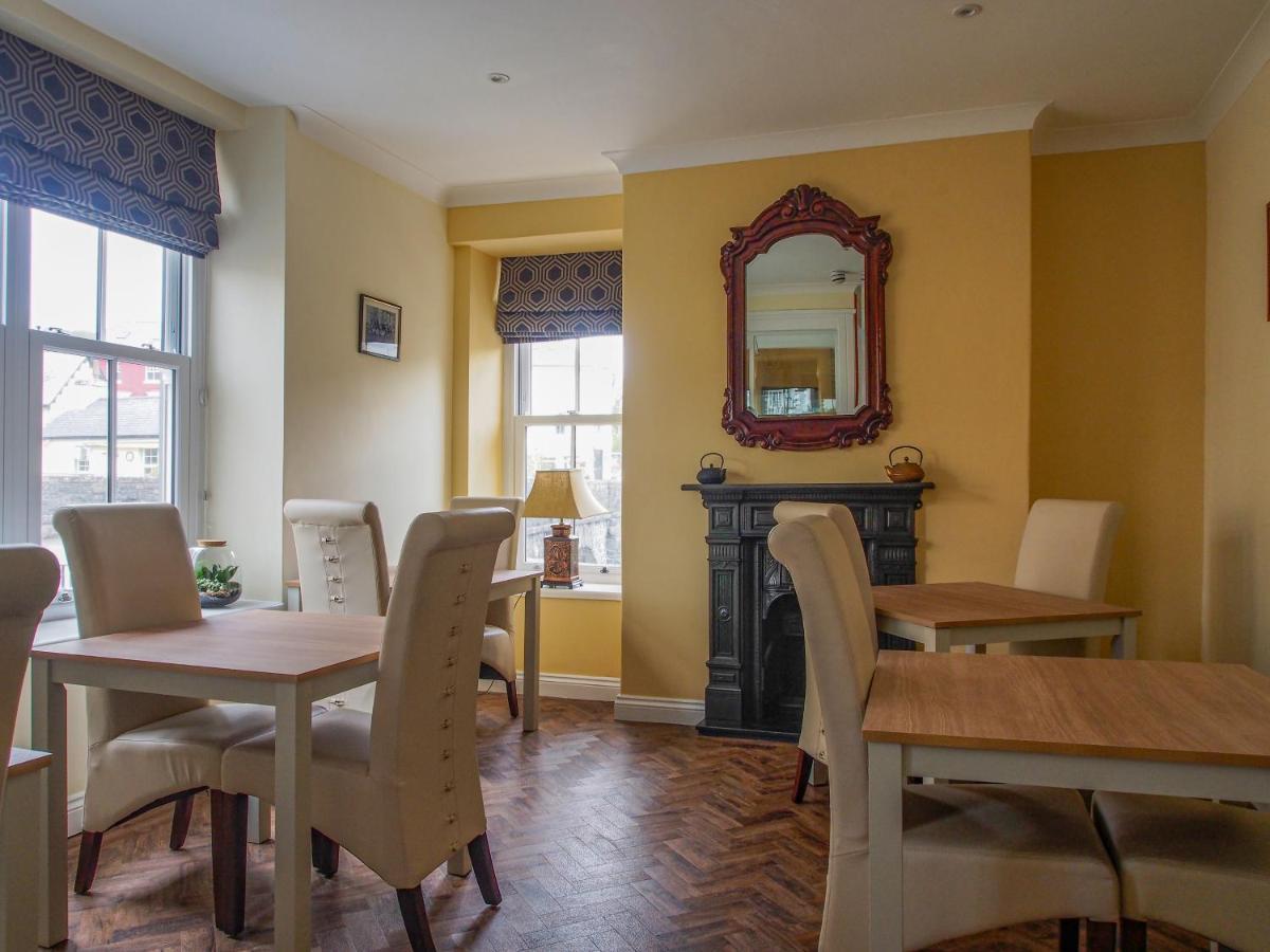 Riverbank Bed And Breakfast Llanwrtyd Wells Exterior photo