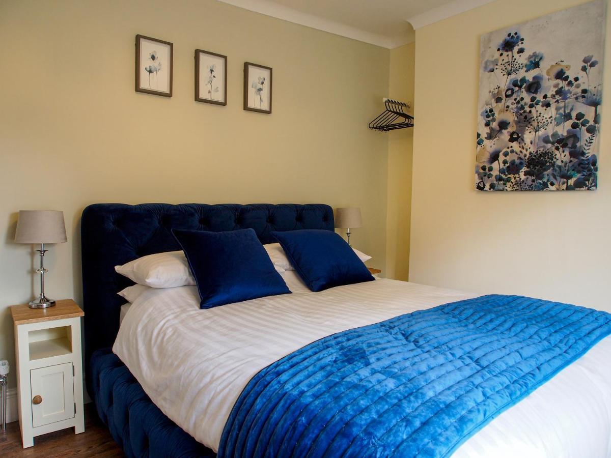 Riverbank Bed And Breakfast Llanwrtyd Wells Exterior photo